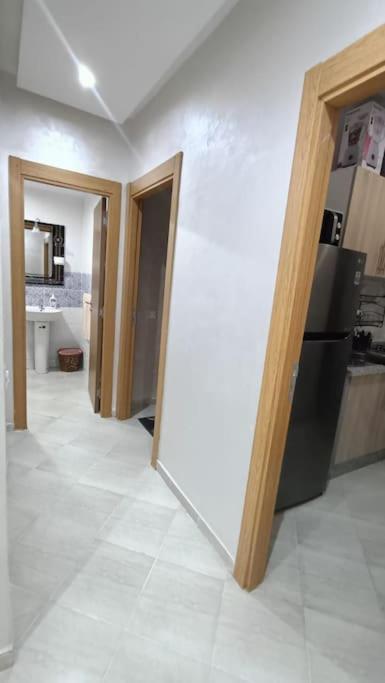 Modern Family Apartment Near Airport Marrakesh Exteriör bild
