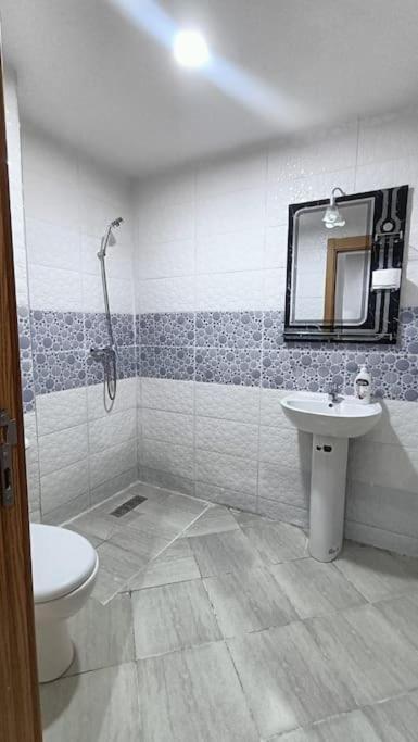 Modern Family Apartment Near Airport Marrakesh Exteriör bild